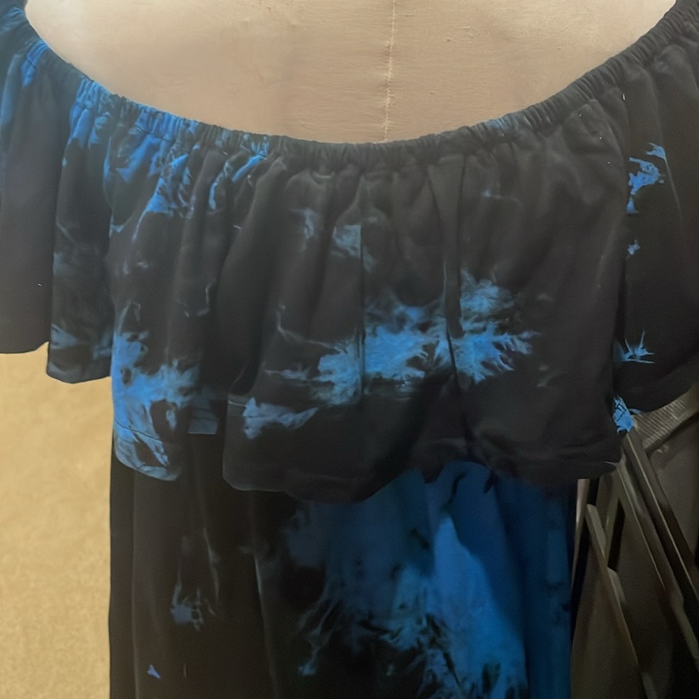 Aliling dress - Picture 8 of 9